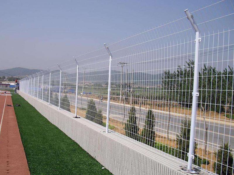 公路護欄網運輸及安裝注意事項 公路護欄網運輸及安裝注意事項